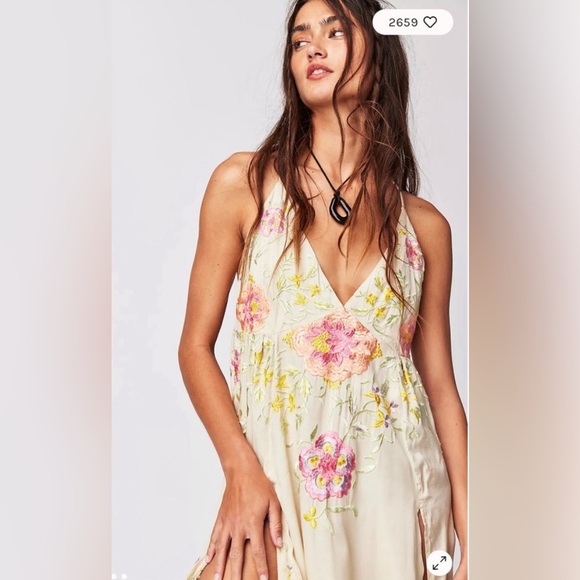 Free people Full Bloom Colorful Embroidered Handkerchief Hem Tunic top - Picture 2 of 7